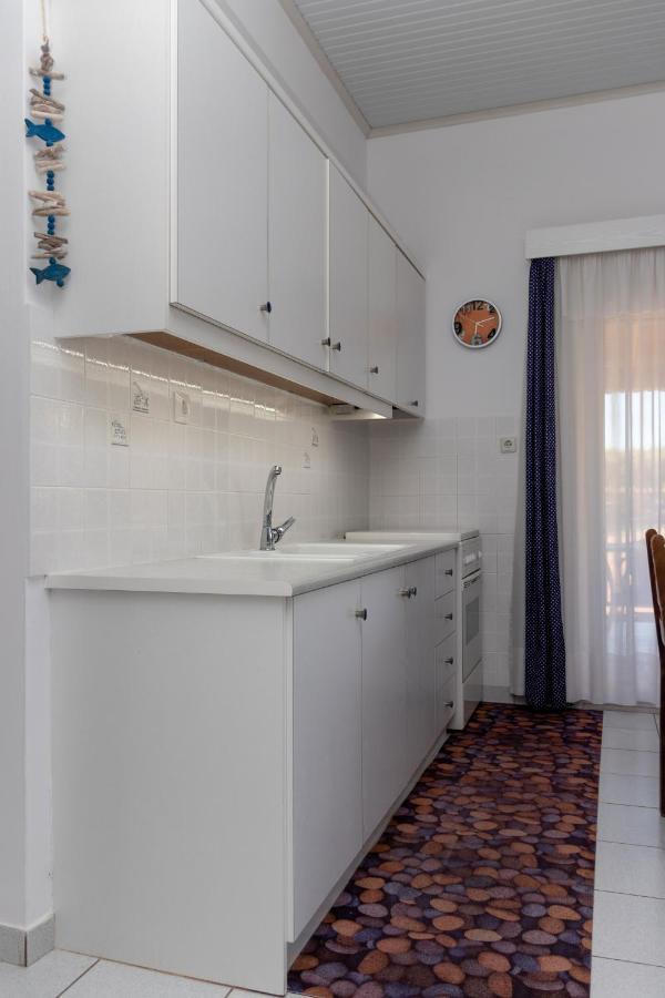 Fully Equipped Beach House At Pachia Ammos Plytra Kültér fotó