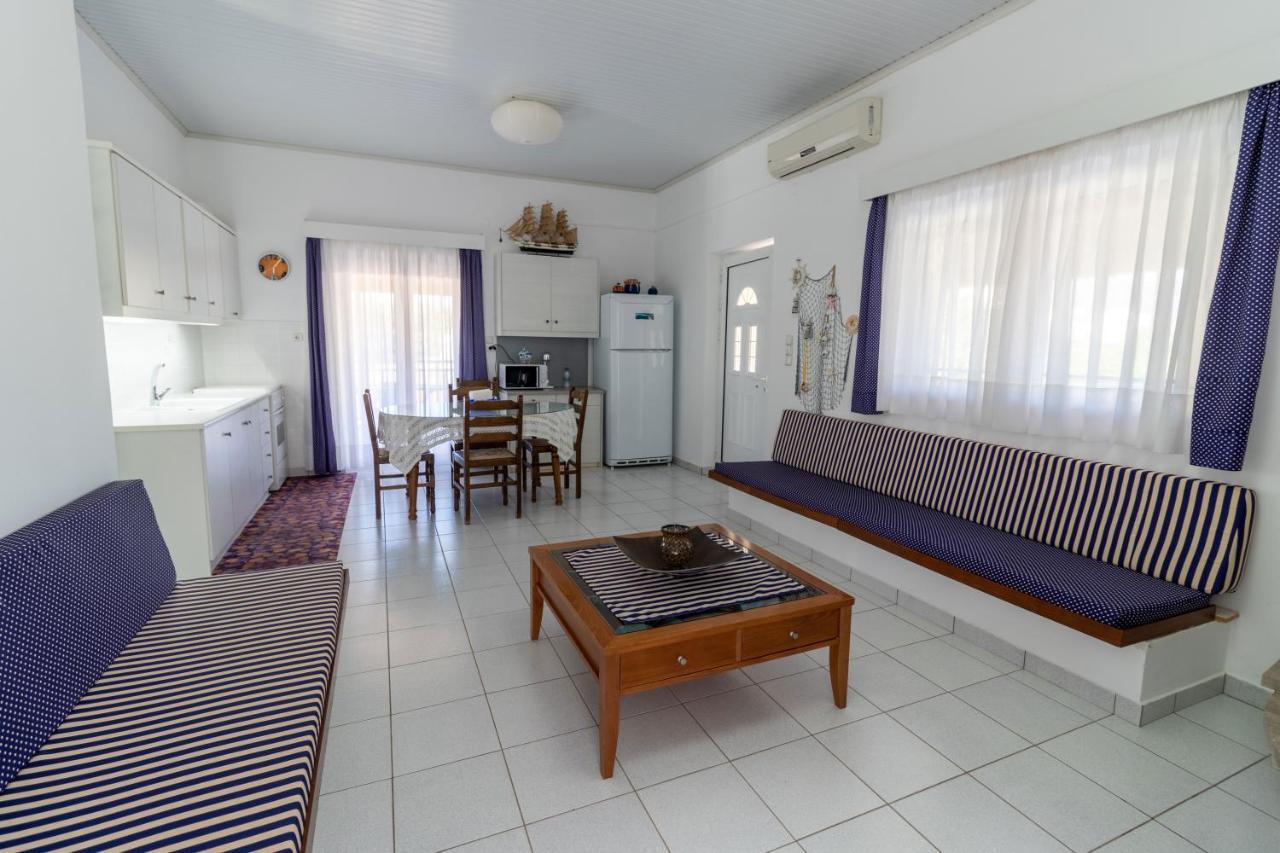 Fully Equipped Beach House At Pachia Ammos Plytra Kültér fotó