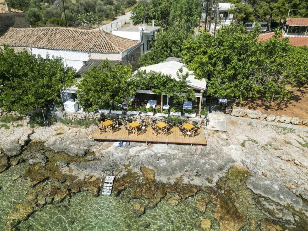 Fully Equipped Beach House At Pachia Ammos Plytra Kültér fotó